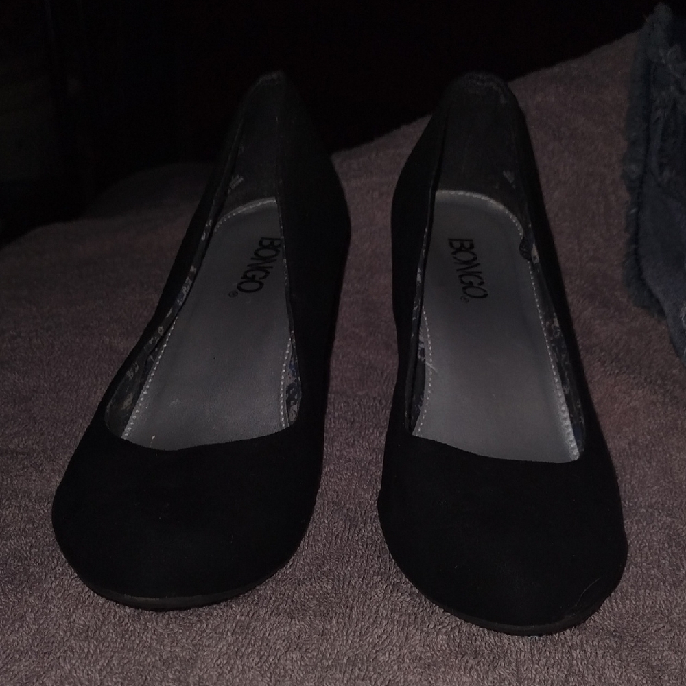 BCBG Black Heels Classic Elegance